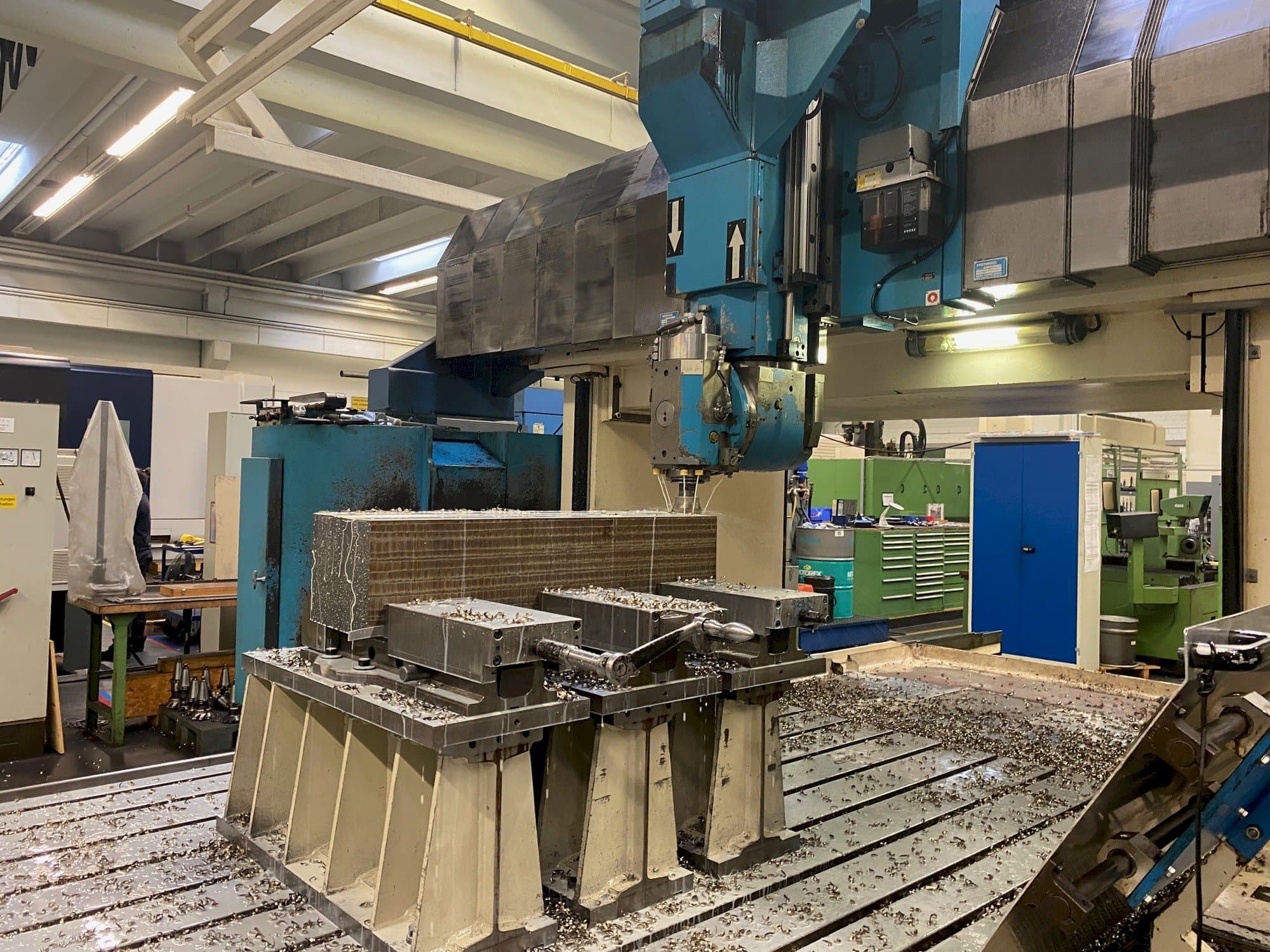 A Forest Line Seramill 240  gép elölnézete