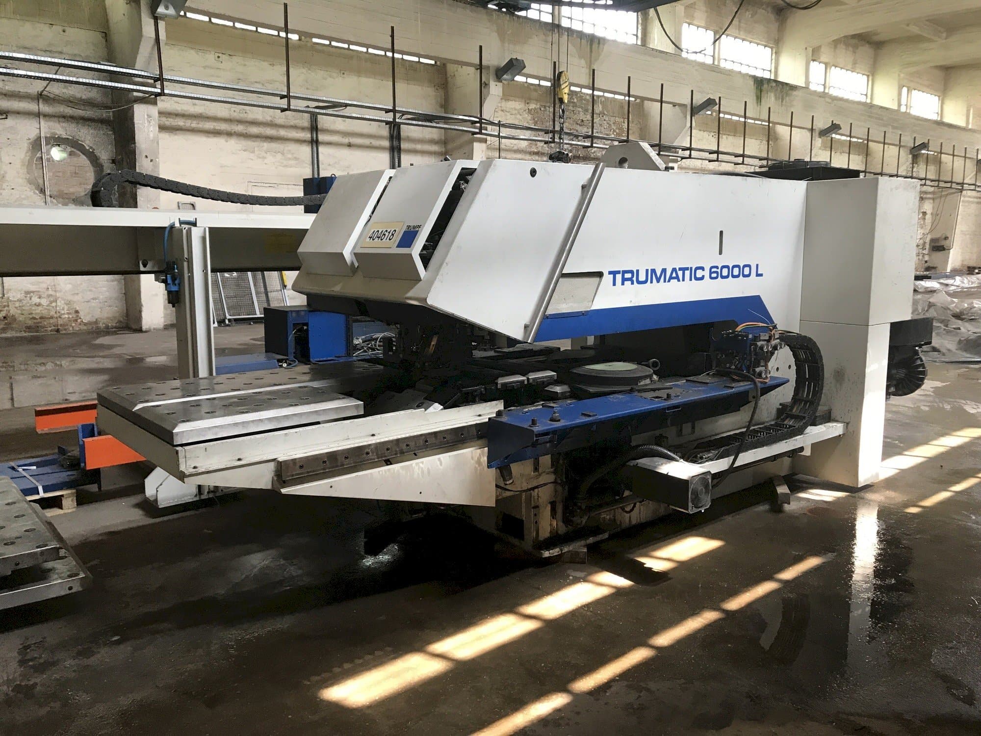 A Trumpf TRUMATIC 6000 L (2002)  gép elölnézete