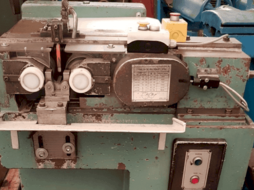 A Izpe RSC 100  gép elölnézete