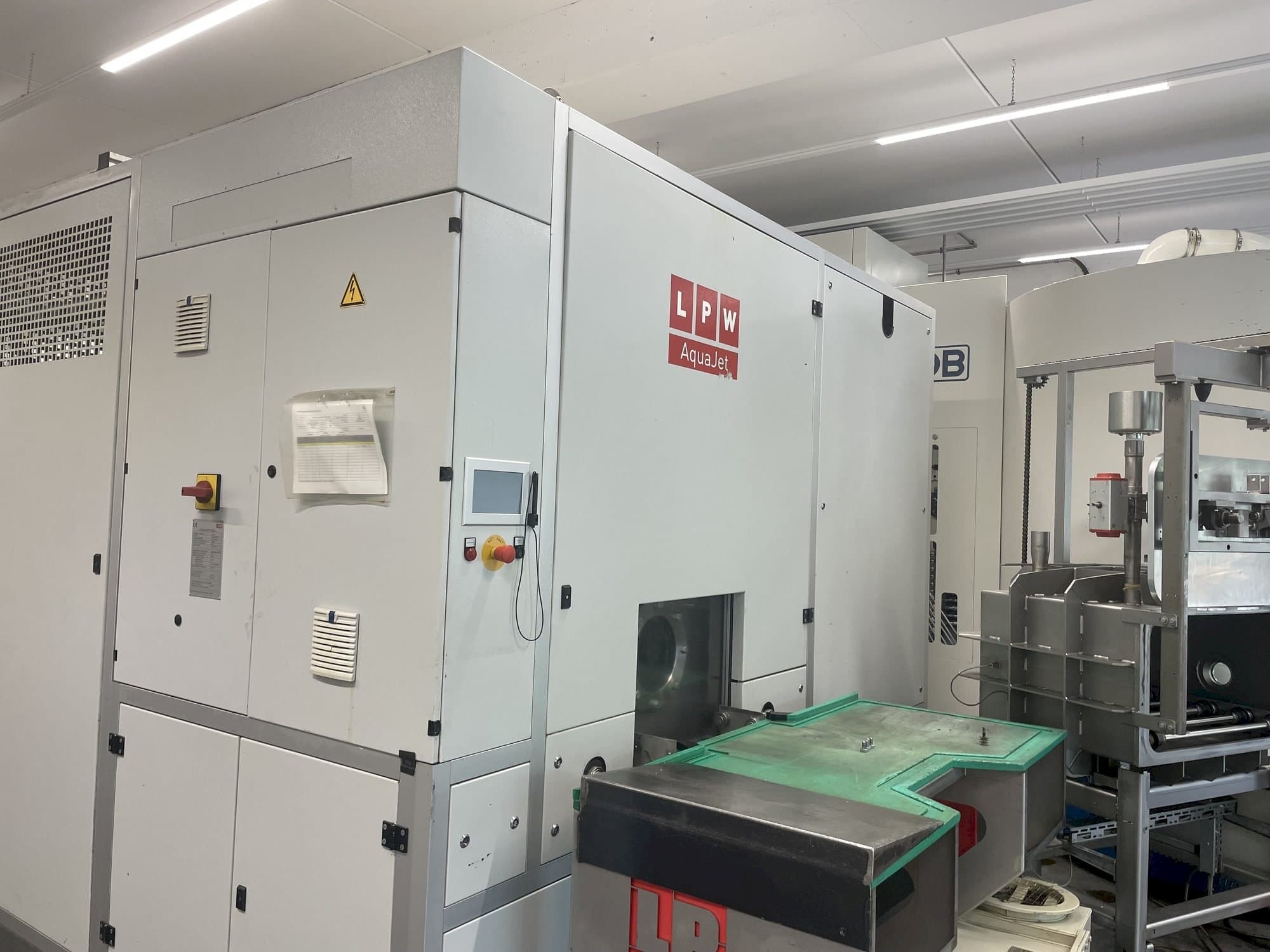 A LPW LPW Aqua Jet 670 T2-V (2013)  gép elölnézete