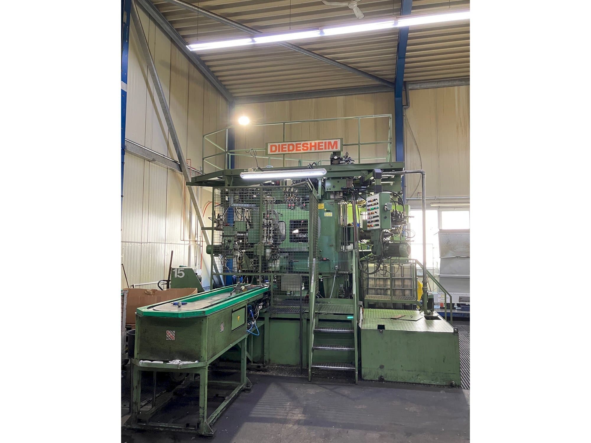 A DIEDESHEIM Diamat 70-6  gép elölnézete