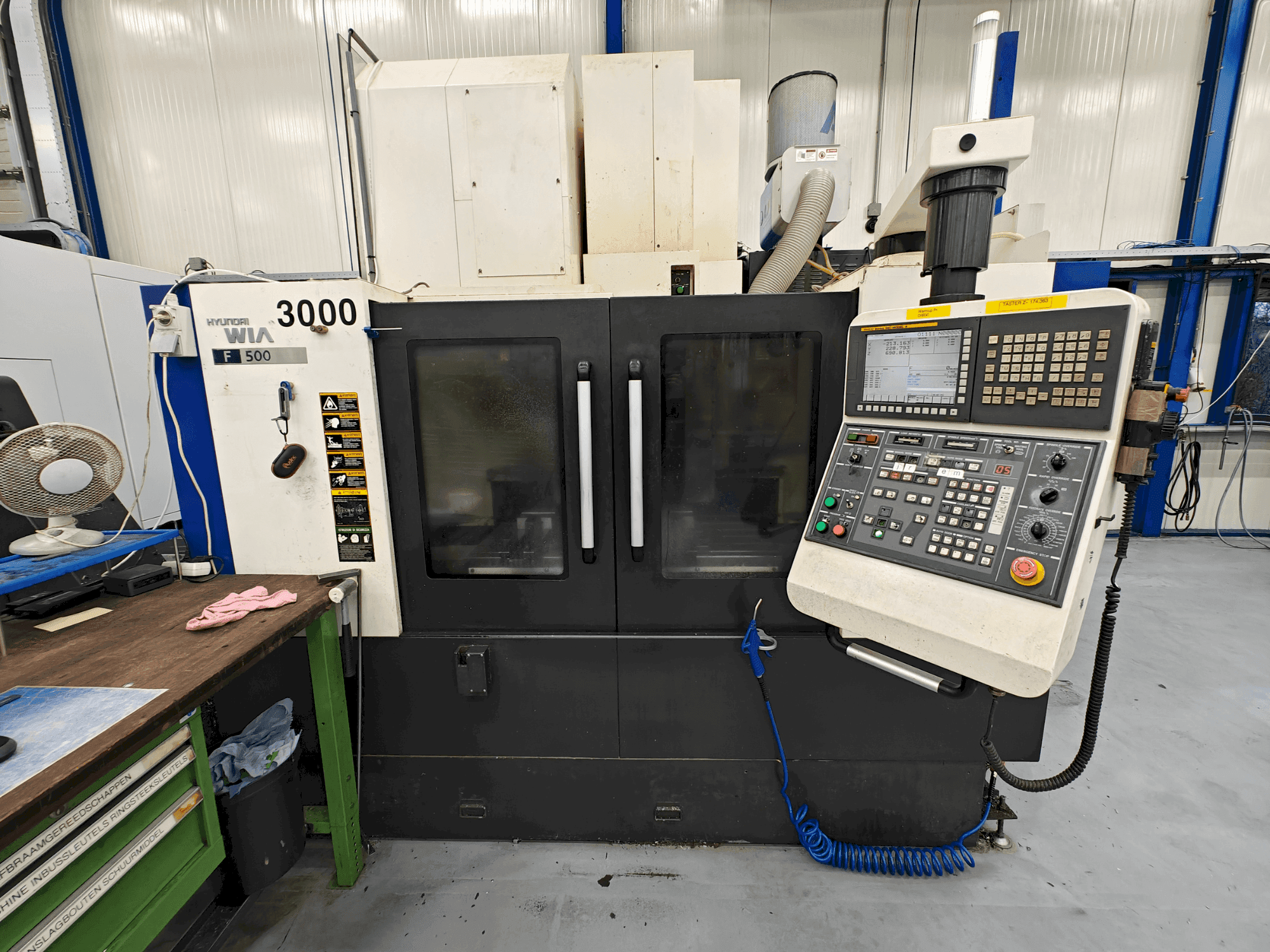 A Hyundai Wia F500  gép elölnézete