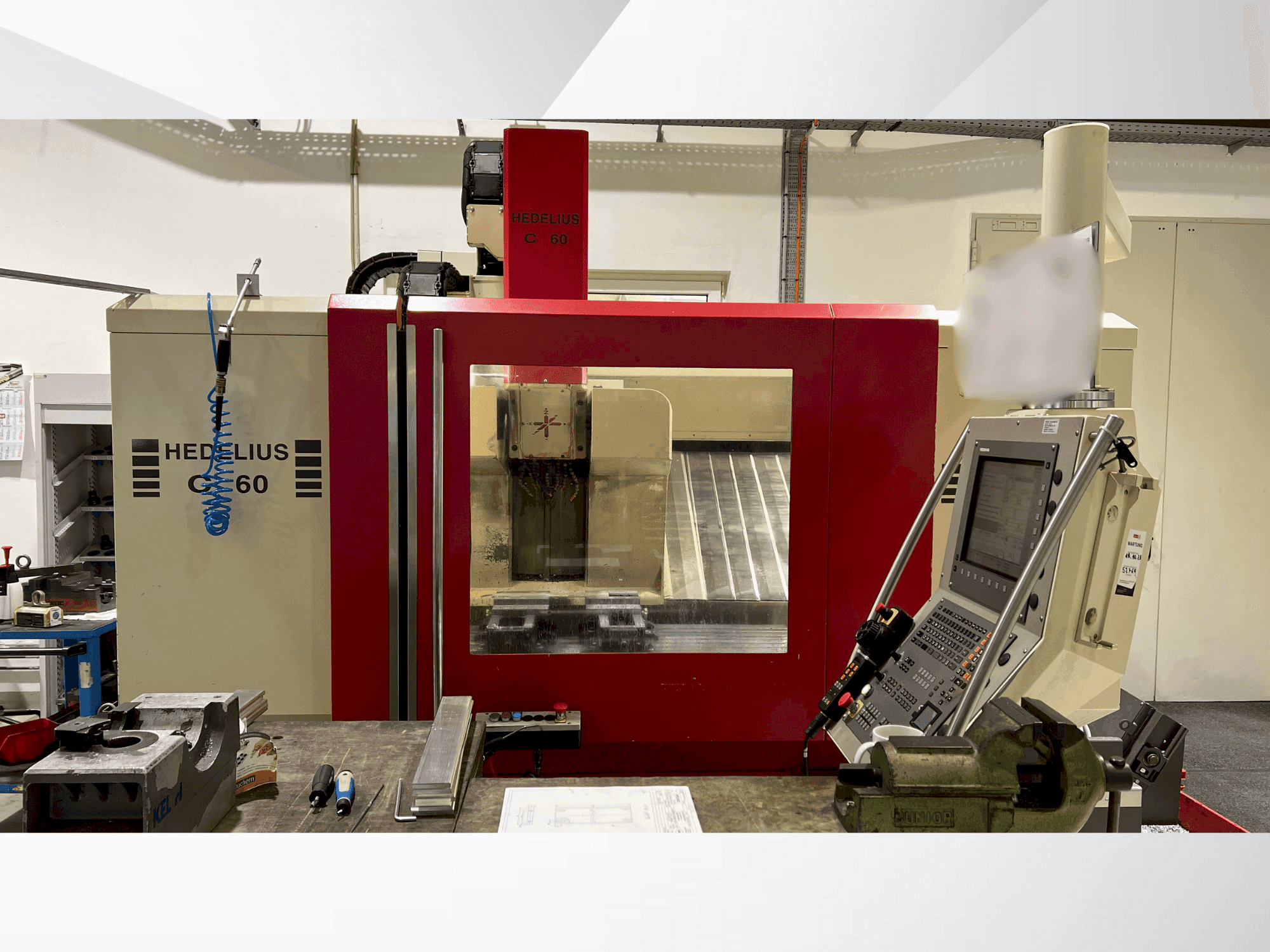 A HEDELIUS C60S-1200  gép elölnézete