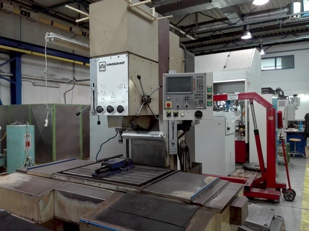 A WMW Mikromat									 BKoE 630x1000 CNC  gép elölnézete