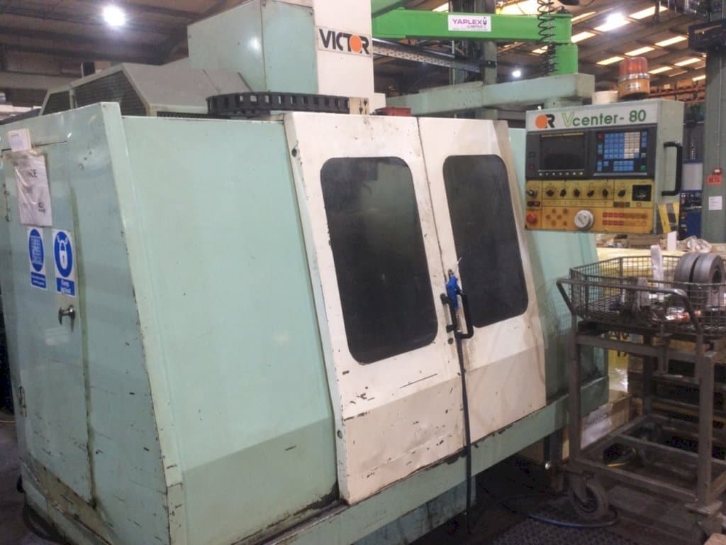 A Victor V Centre-80  gép elölnézete