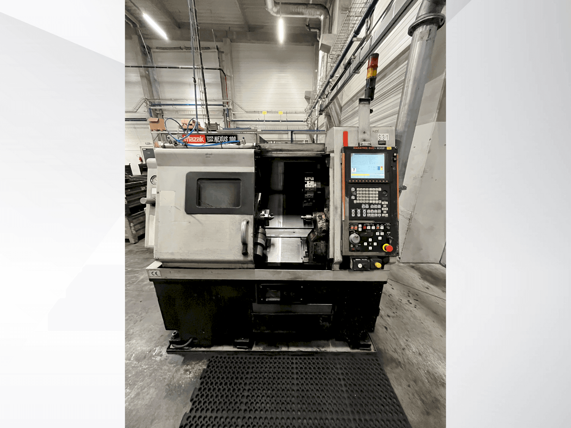 A Mazak Quick Turn Nexus 100  gép elölnézete