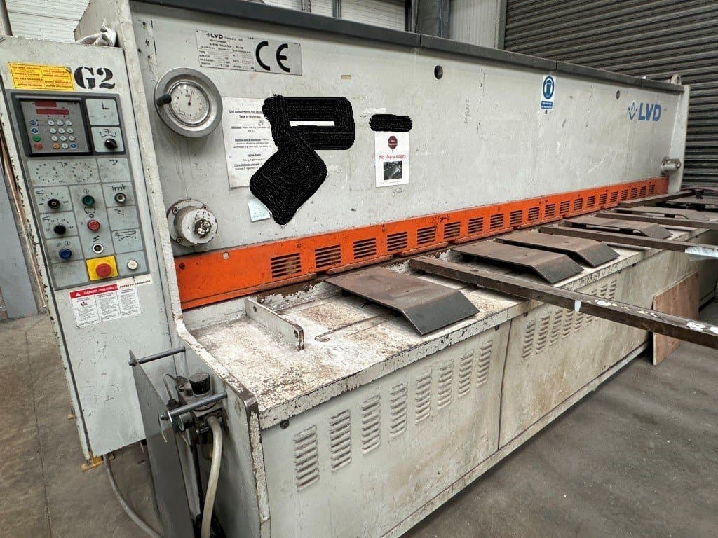 A LVD HST-C 40/6  gép elölnézete