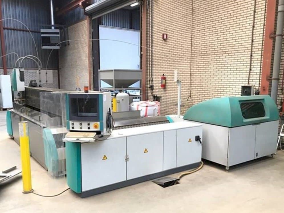 A Flow WMC 3020  gép elölnézete