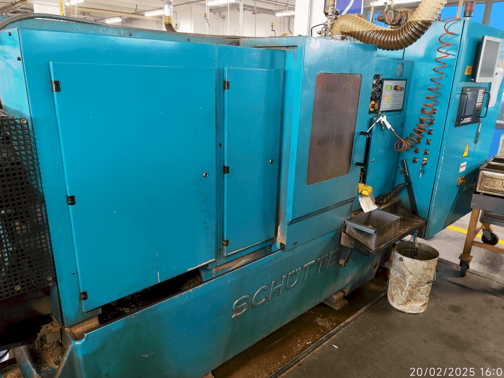 A Schütte  SE16  gép elölnézete