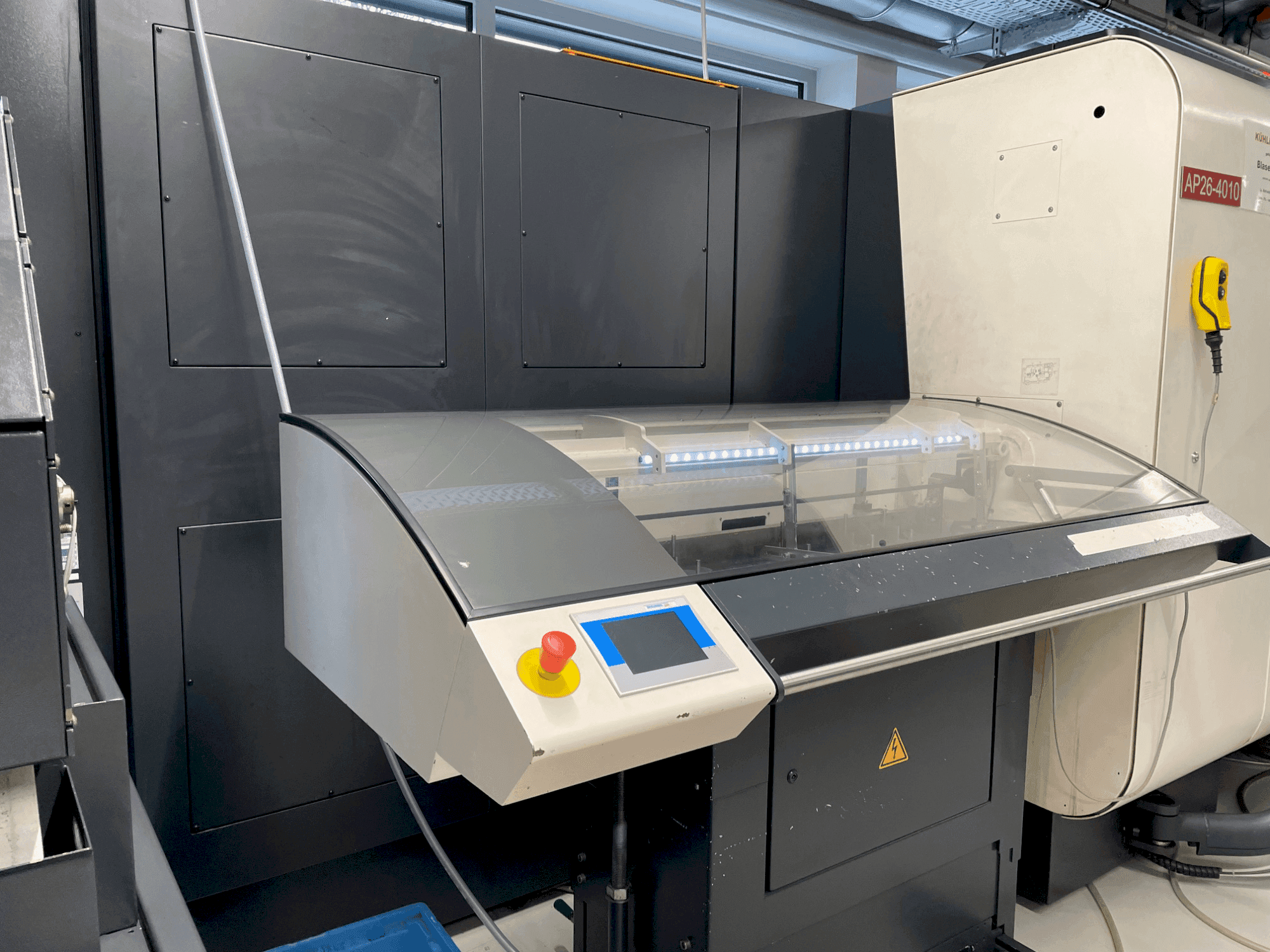 A DMG Sprint 65 3 T  gép elölnézete