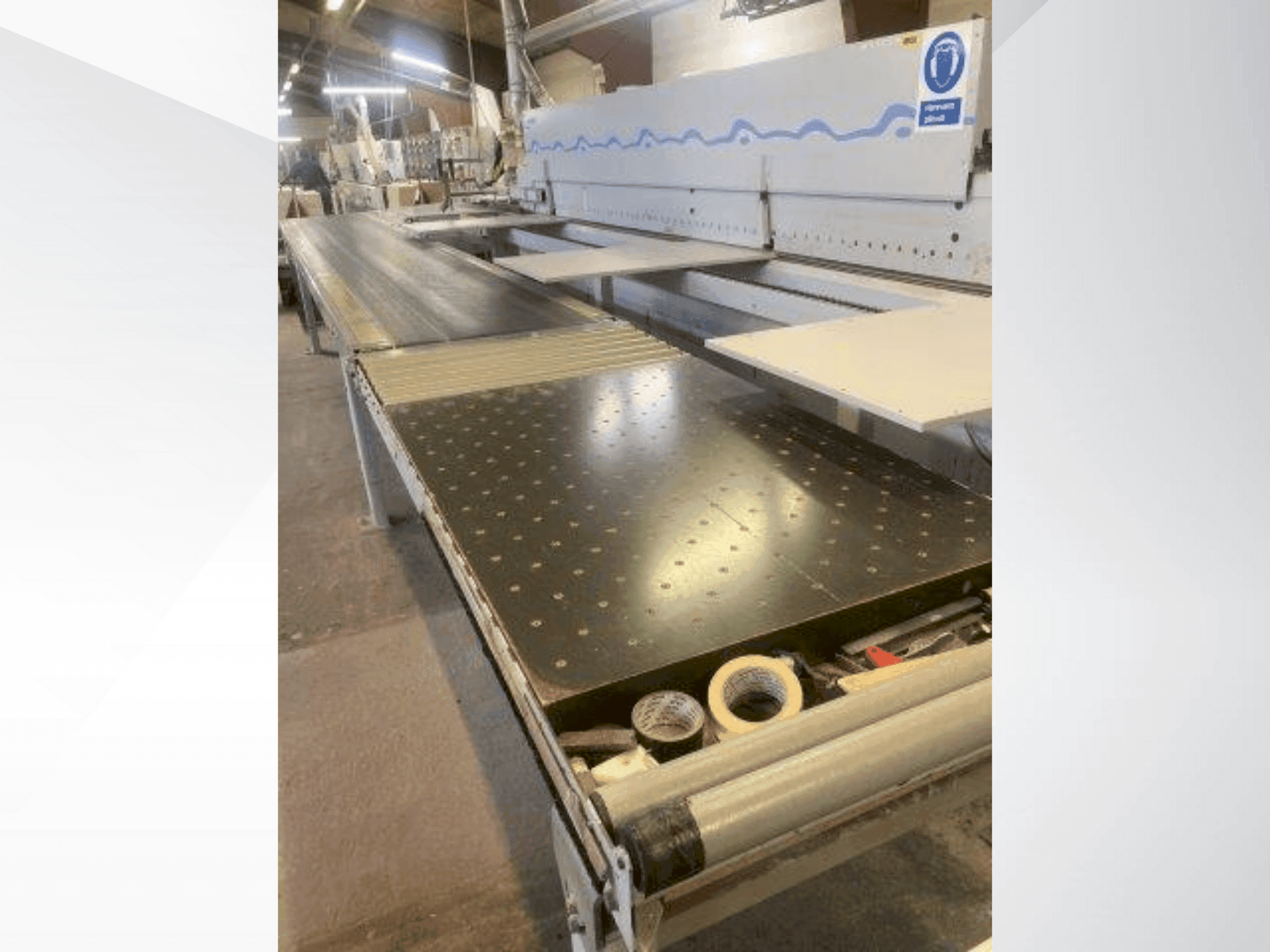 A BRANDT Ambition 1660 FGC  gép elölnézete