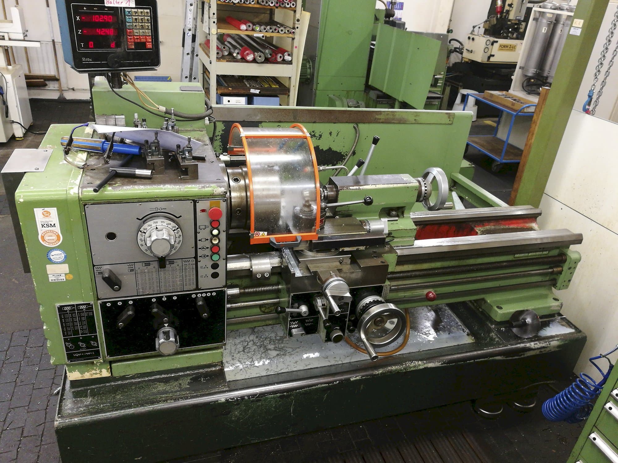 A Harrison M400 gép elölnézete