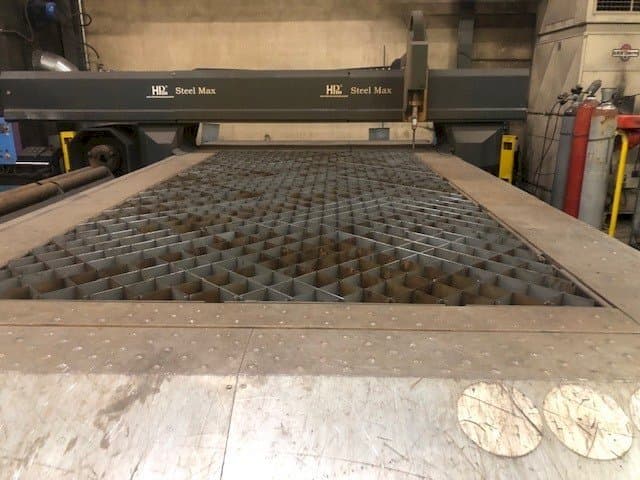 A Hypertherm HPm Steel Max HPR130  gép elölnézete