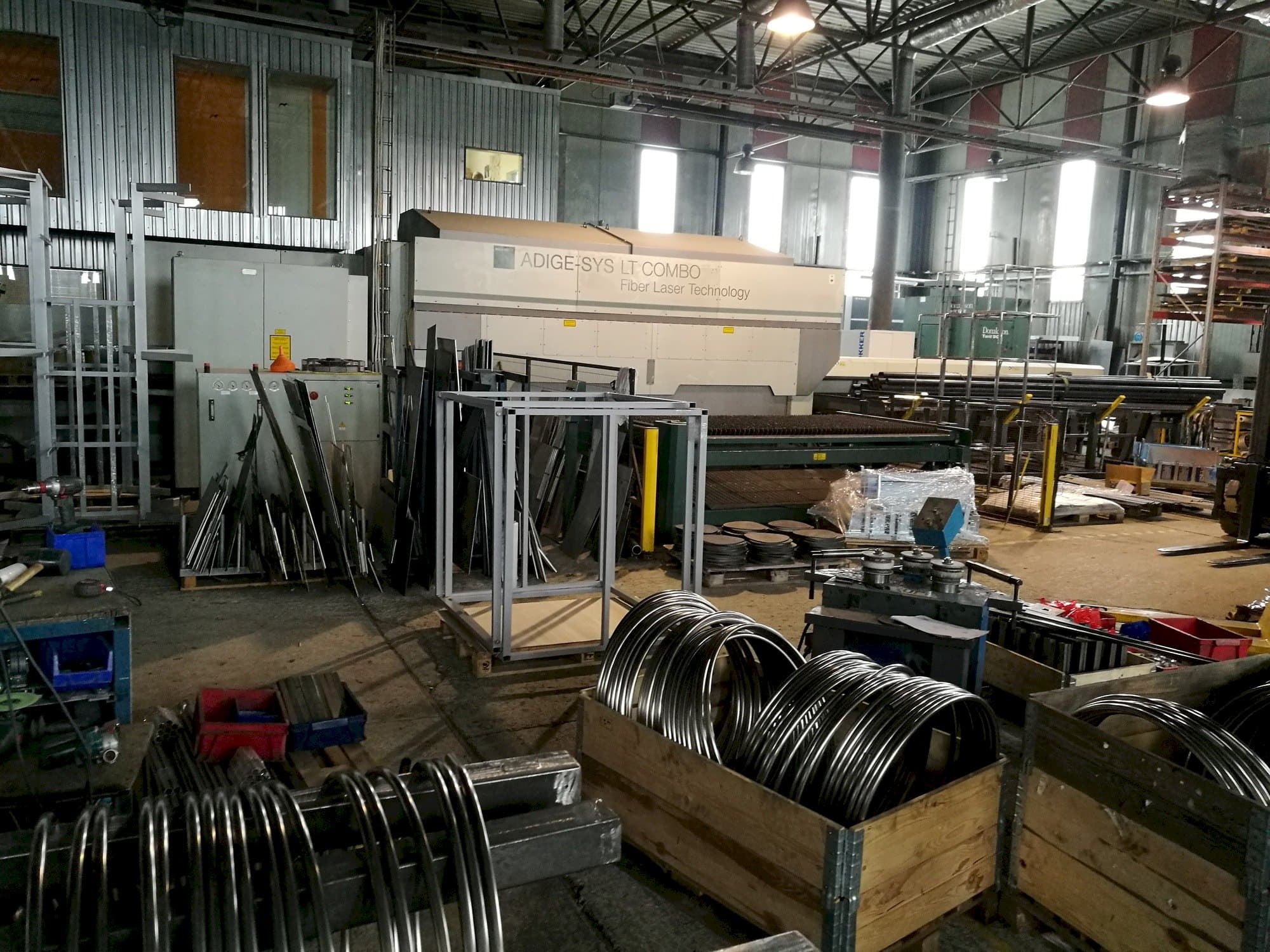 A BLM ADIGE-SYS LT  gép elölnézete