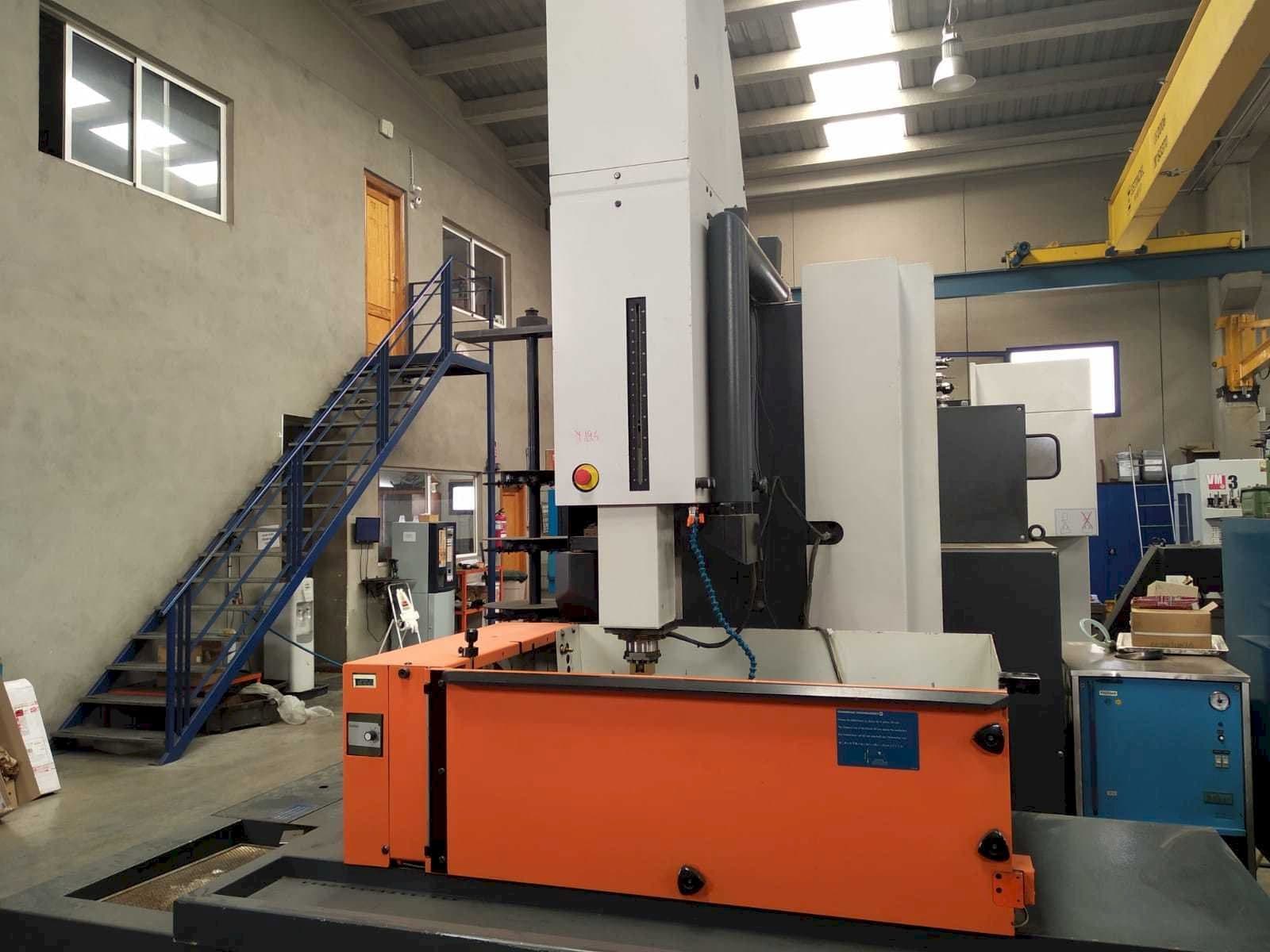 A CHARMILLES Roboform 4000  gép elölnézete