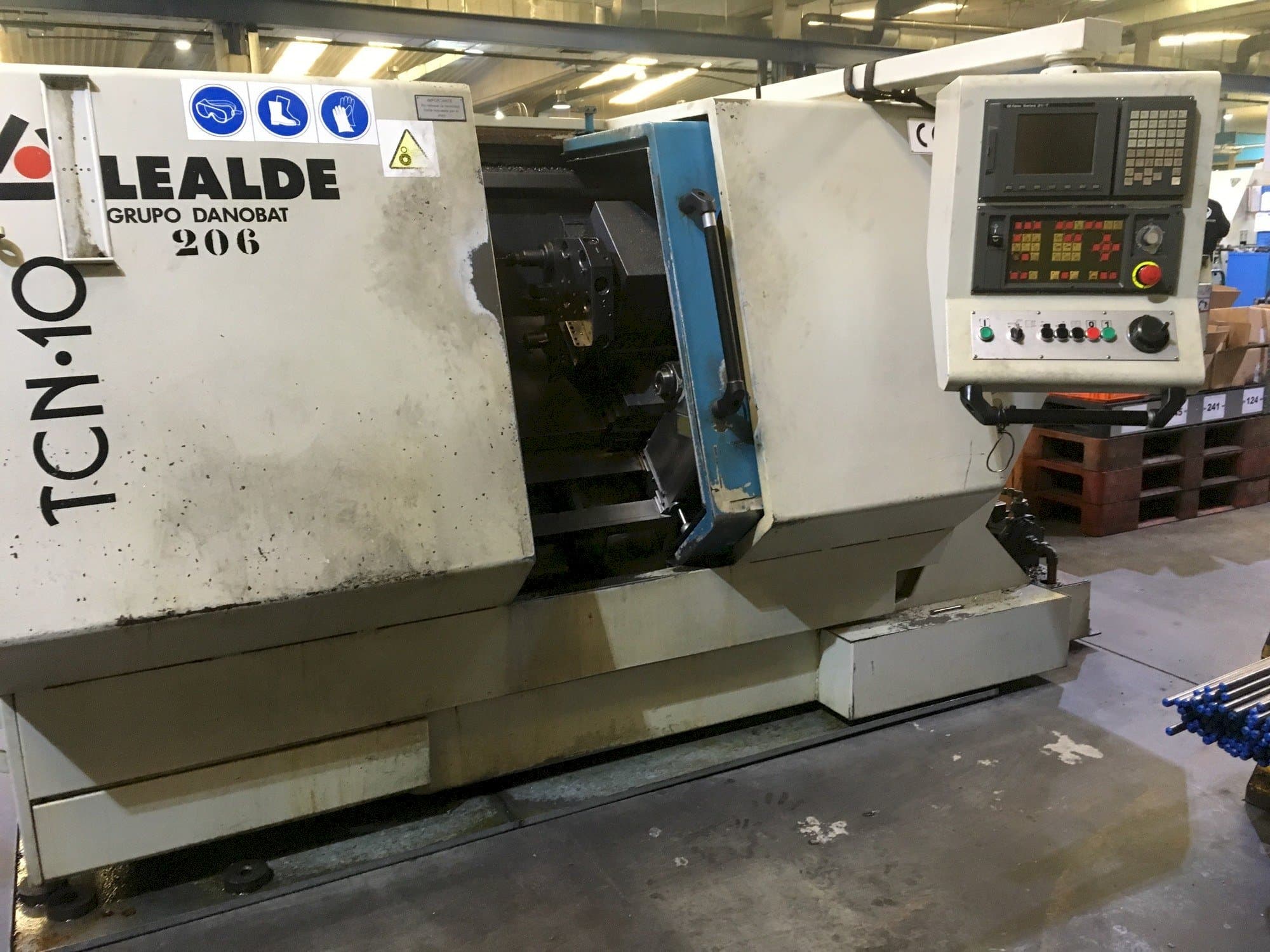 A Lealde TCN10  gép elölnézete