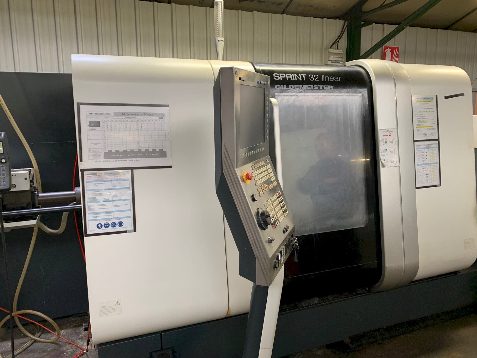 A DMG SPRINT 32 linear  gép elölnézete