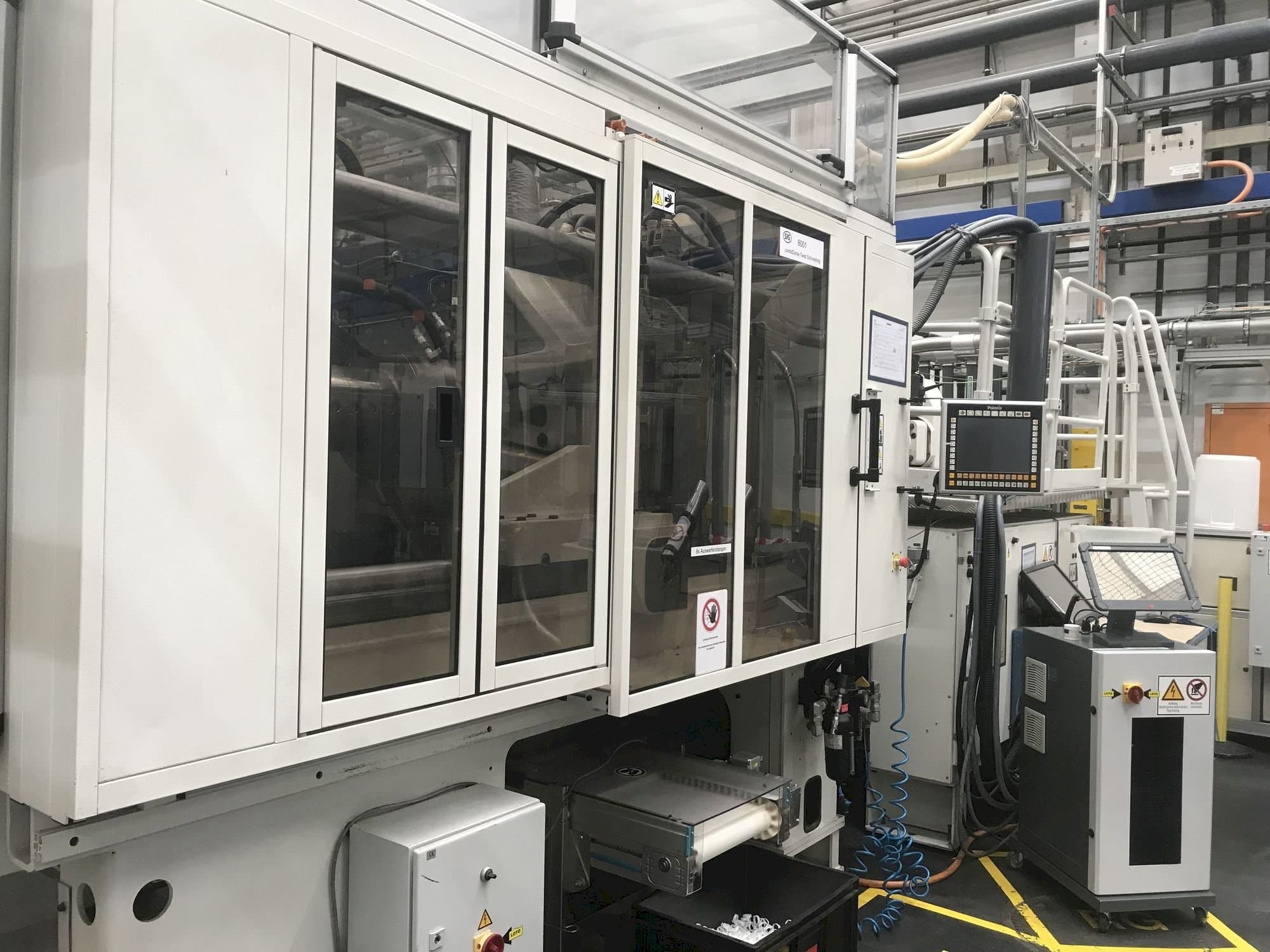 A Husky H300 RS 45/38  gép elölnézete