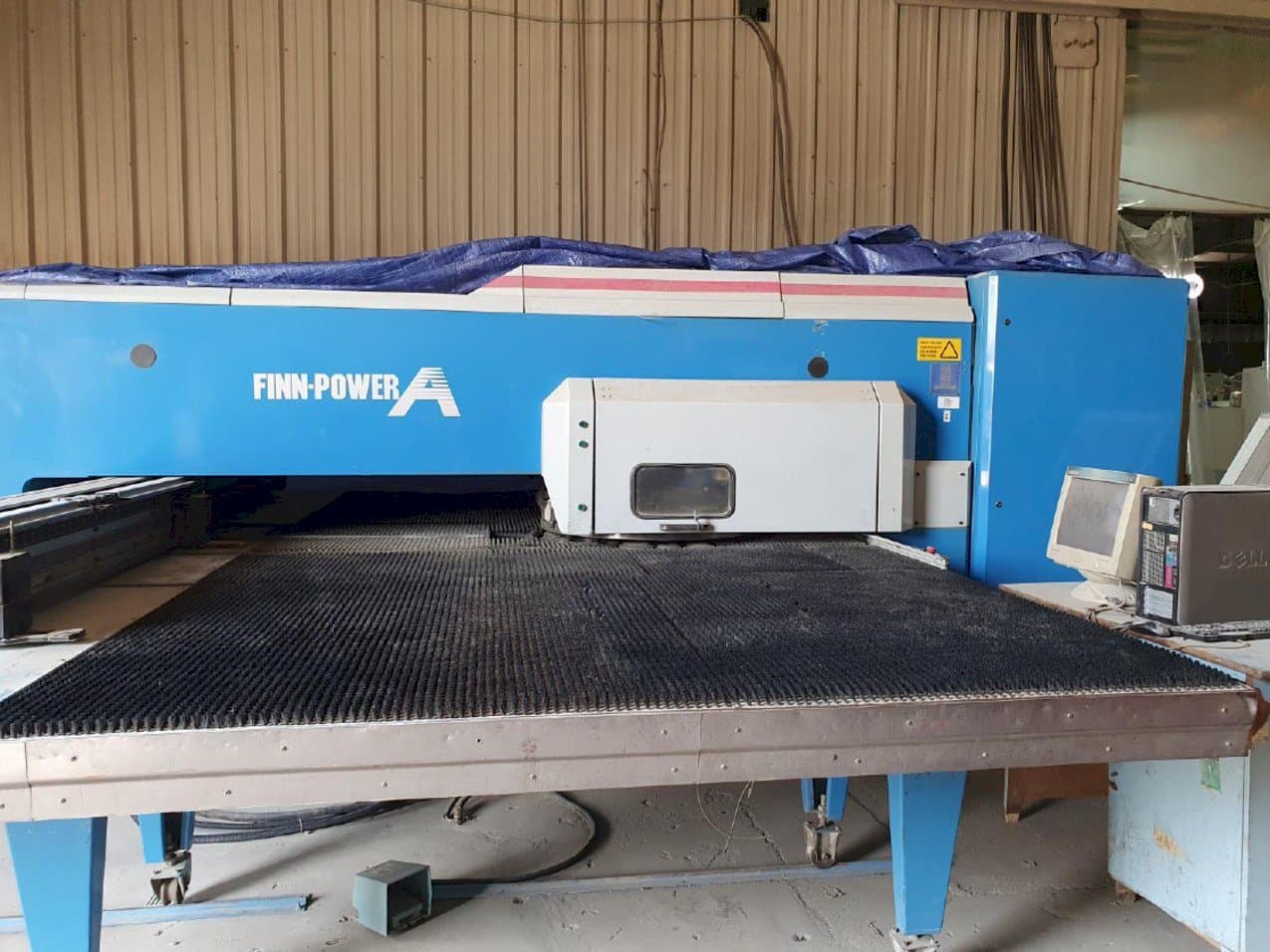 A Finn-Power A5-5 FB  gép elölnézete