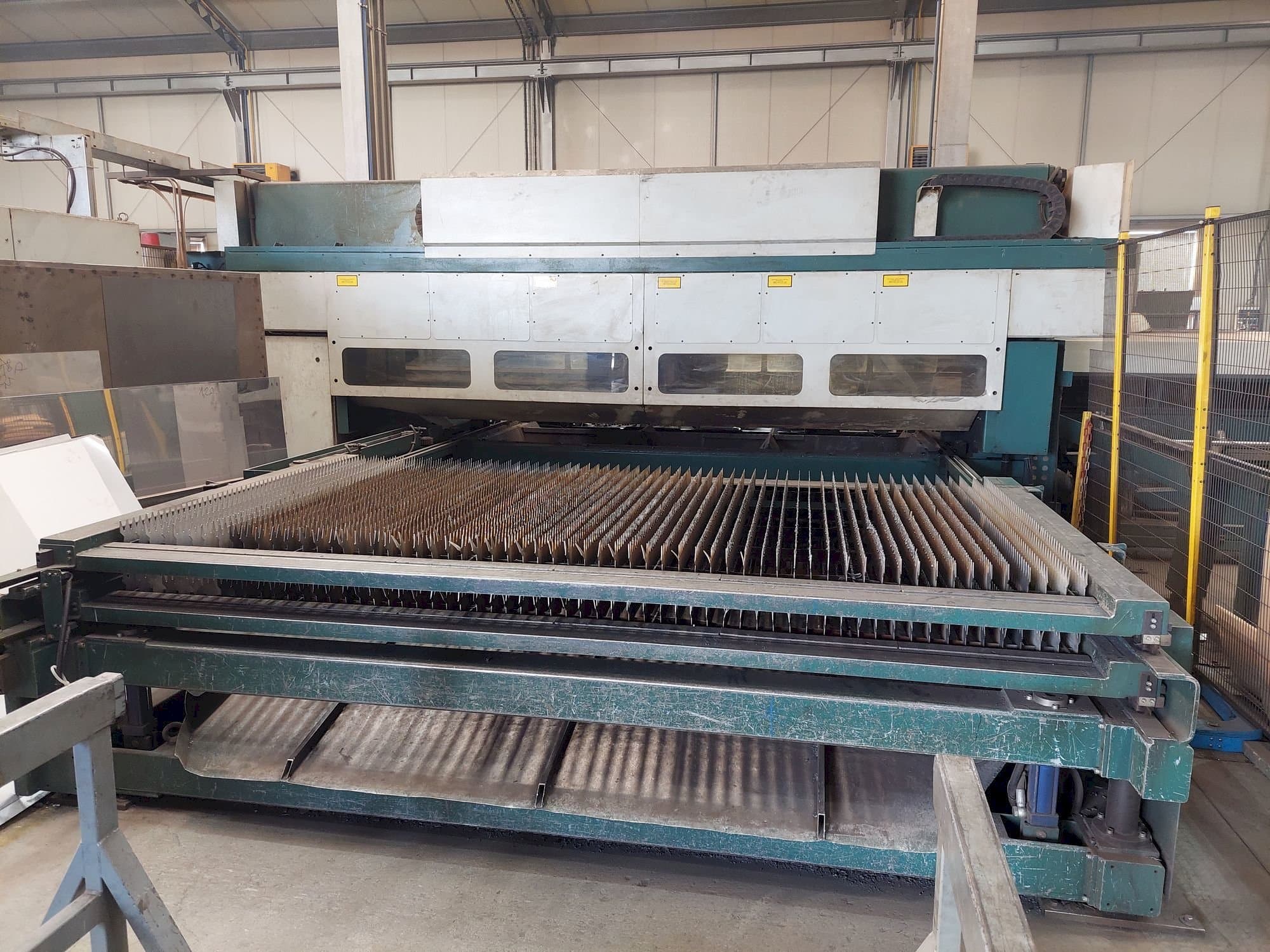 A ADIGE LT COMBO  gép elölnézete