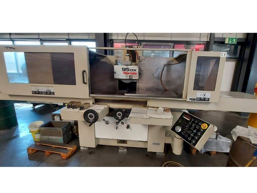 A OKAMOTO 95DX  gép elölnézete