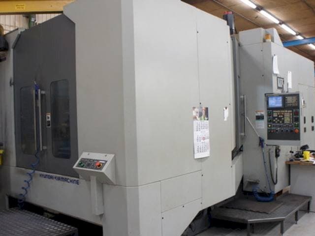 A Hyundai HS 630/800  gép elölnézete