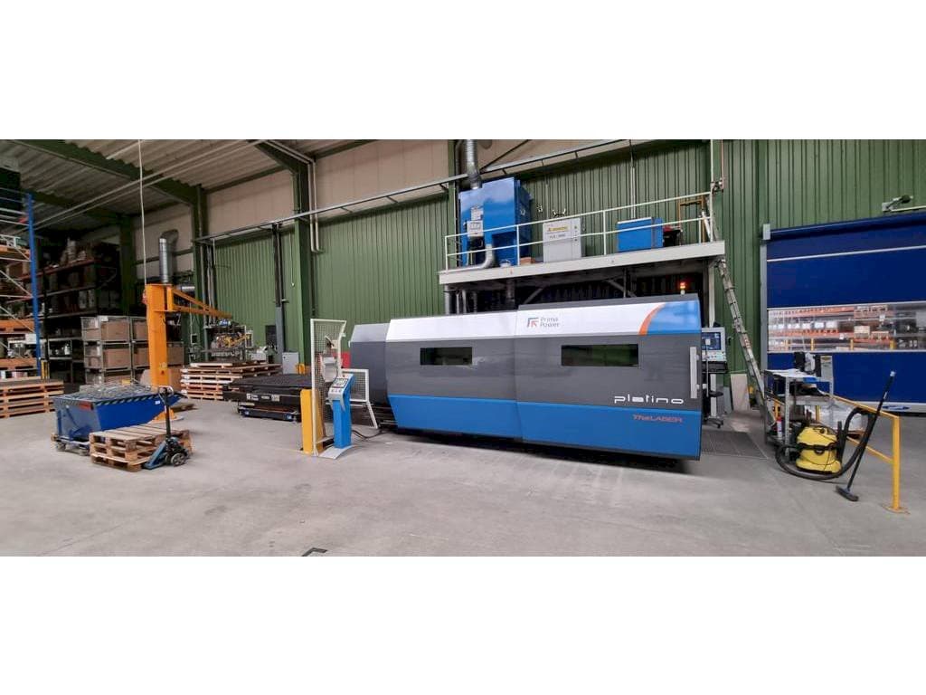 A Prima Power Platino Fiber  gép elölnézete