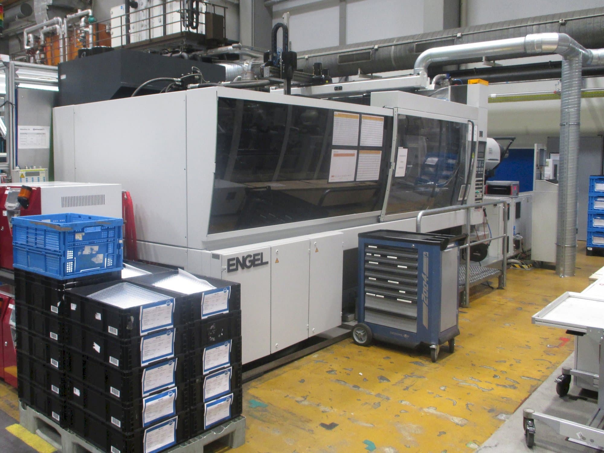 A ENGEL ES 3550/600 HL  gép elölnézete