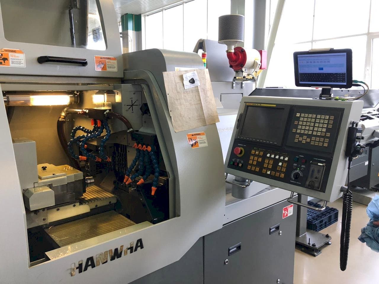 A Hanwha XD20H  gép elölnézete