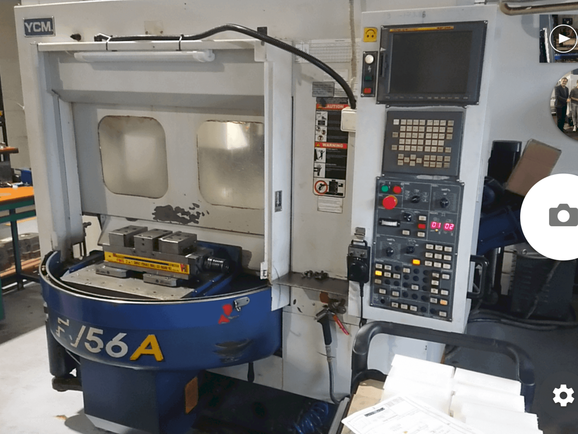 A YCM FV56A  gép elölnézete