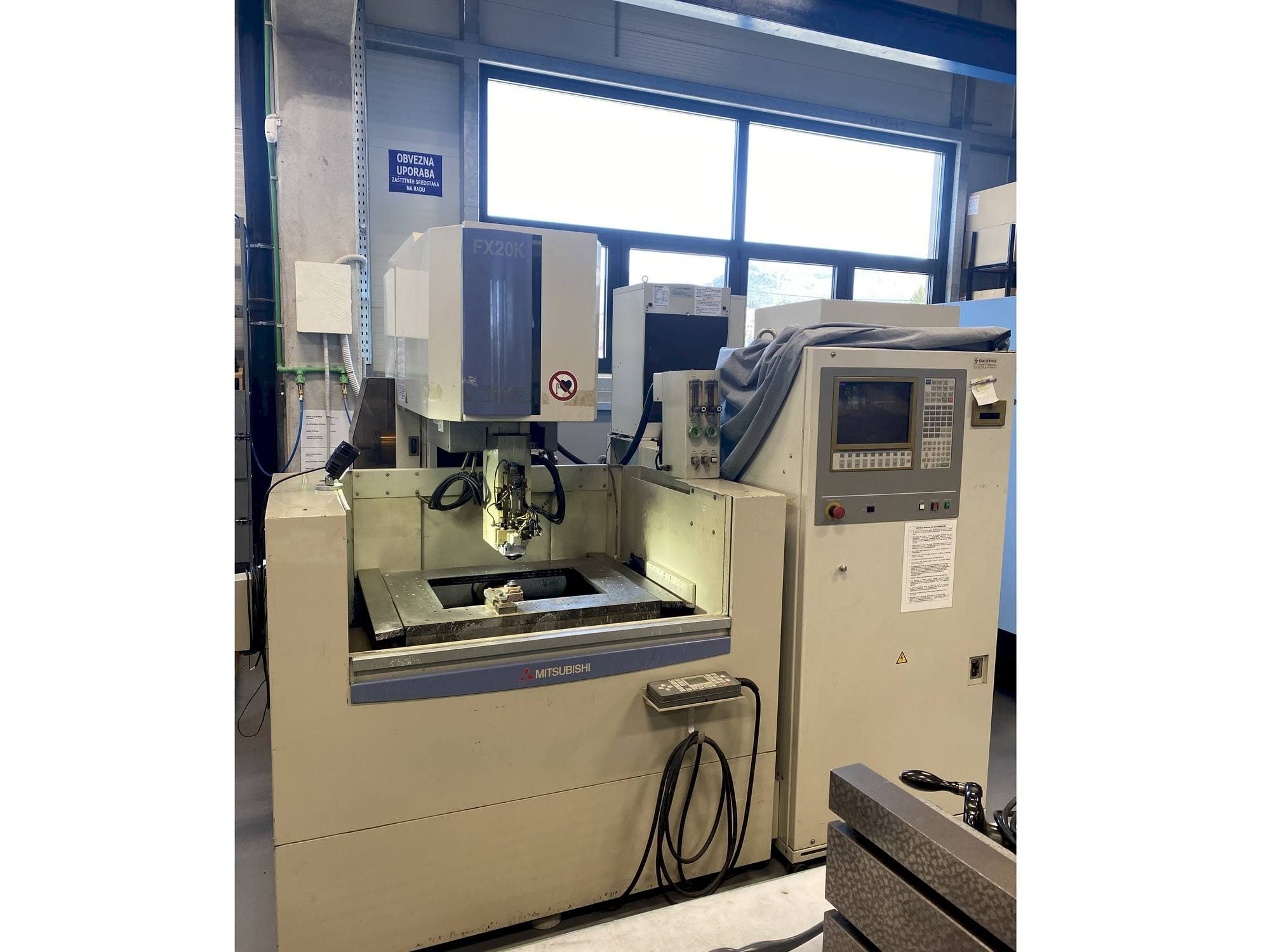 A Mitsubishi FX20K  gép elölnézete