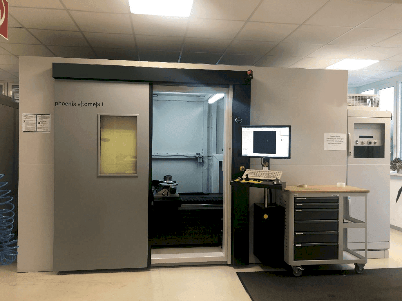 A Phoenix V|tome|x L 240  gép elölnézete