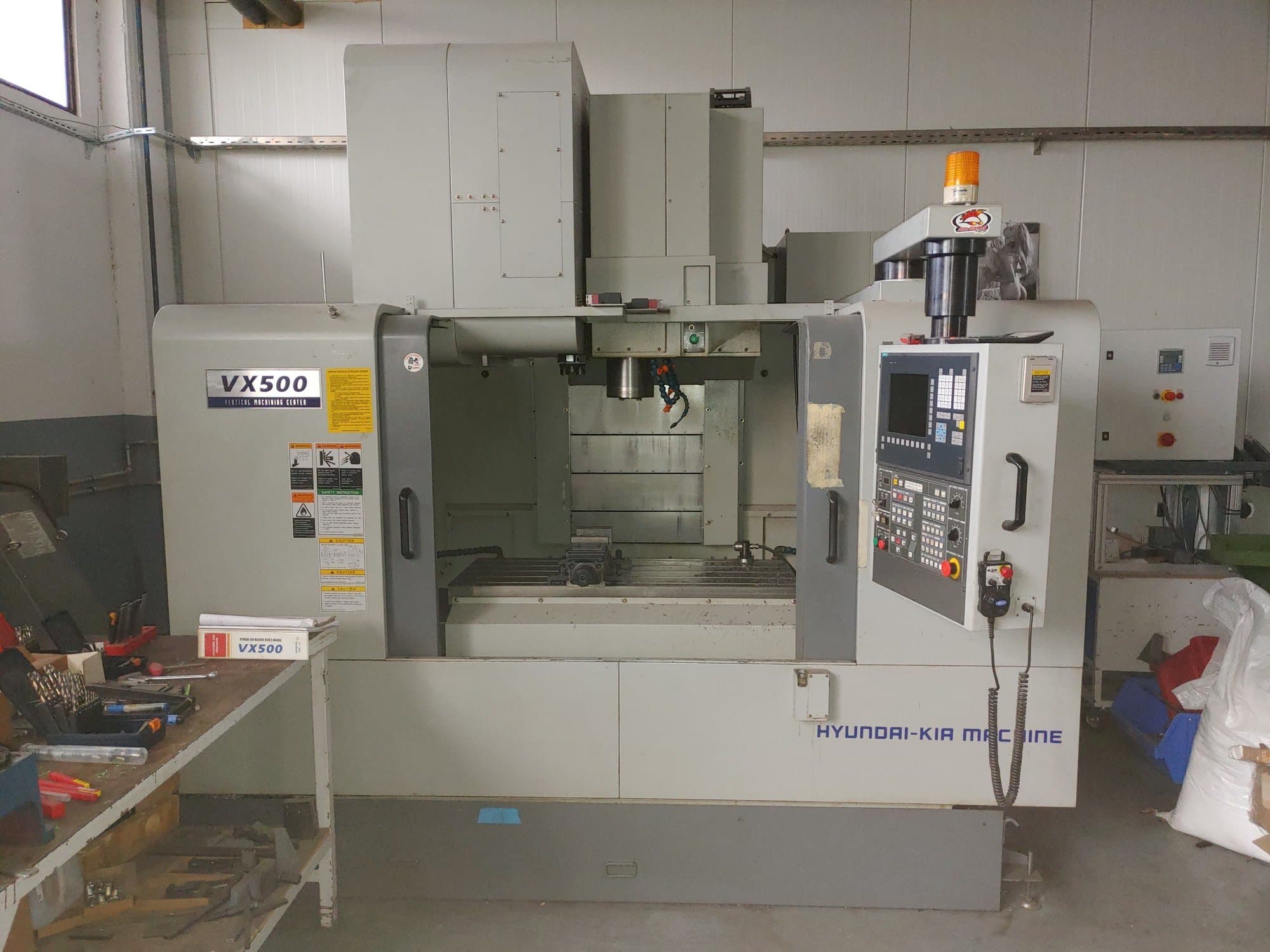 A Hyundai Kia VX 500  gép elölnézete