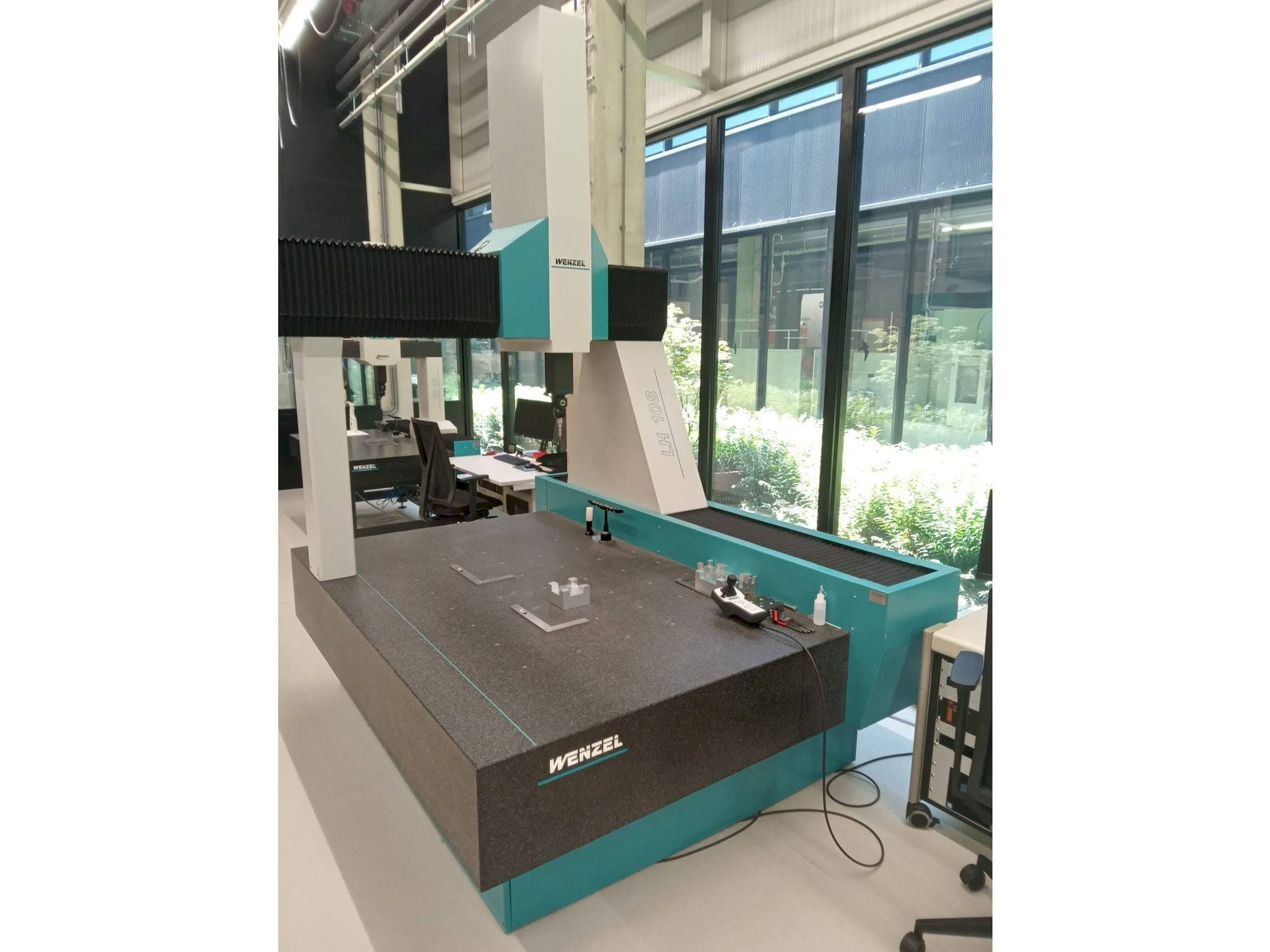 A Wenzel LH-108  gép elölnézete