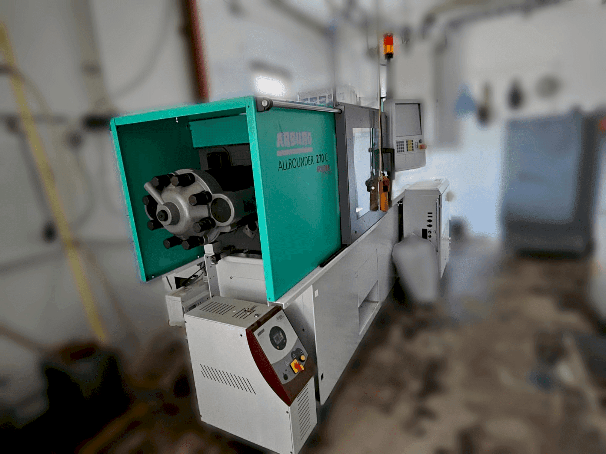 A Arburg 270 C 400-70 Golden Edition  gép oldalnézete