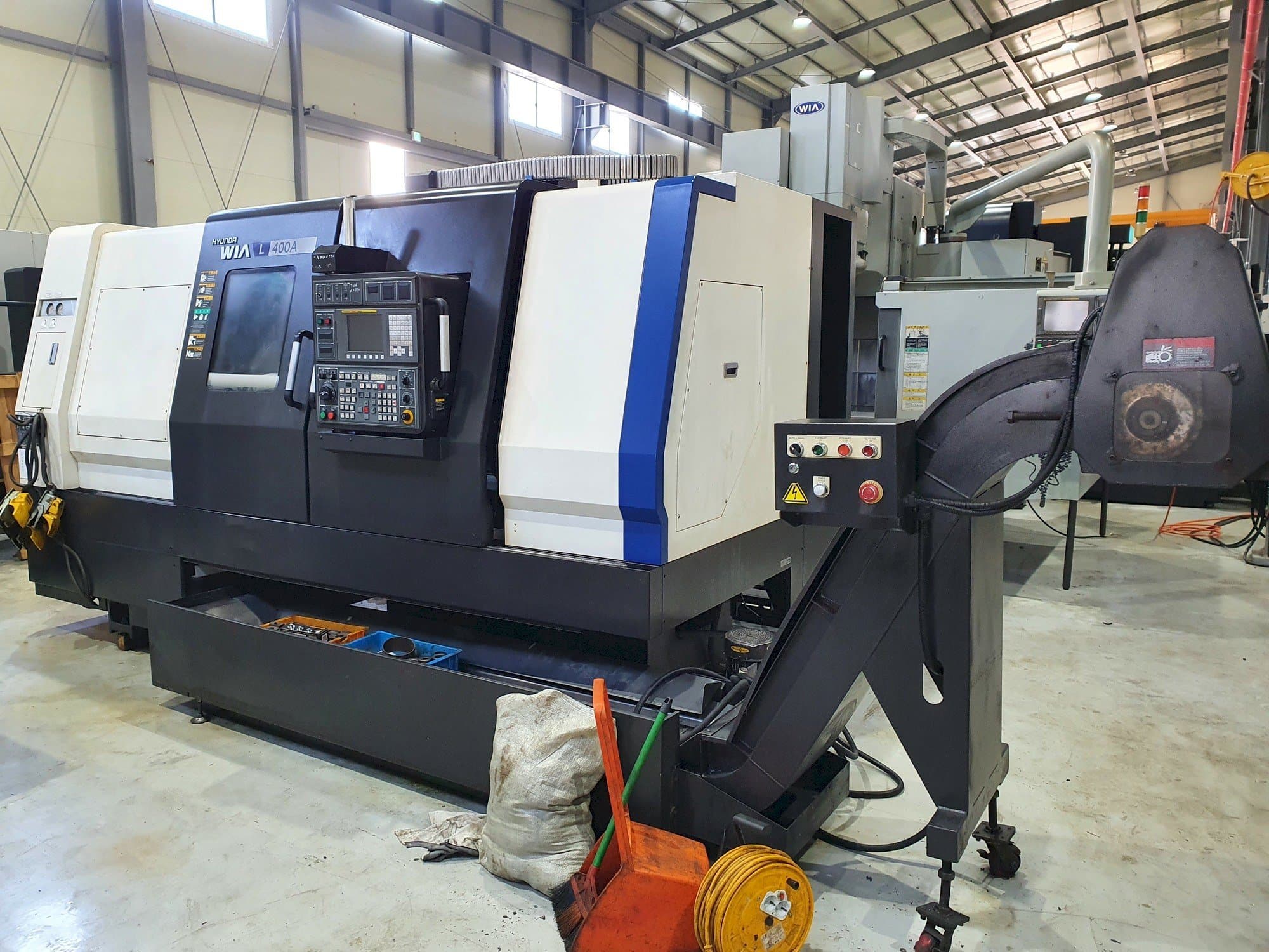 A Hyundai Wia L400A  gép elölnézete