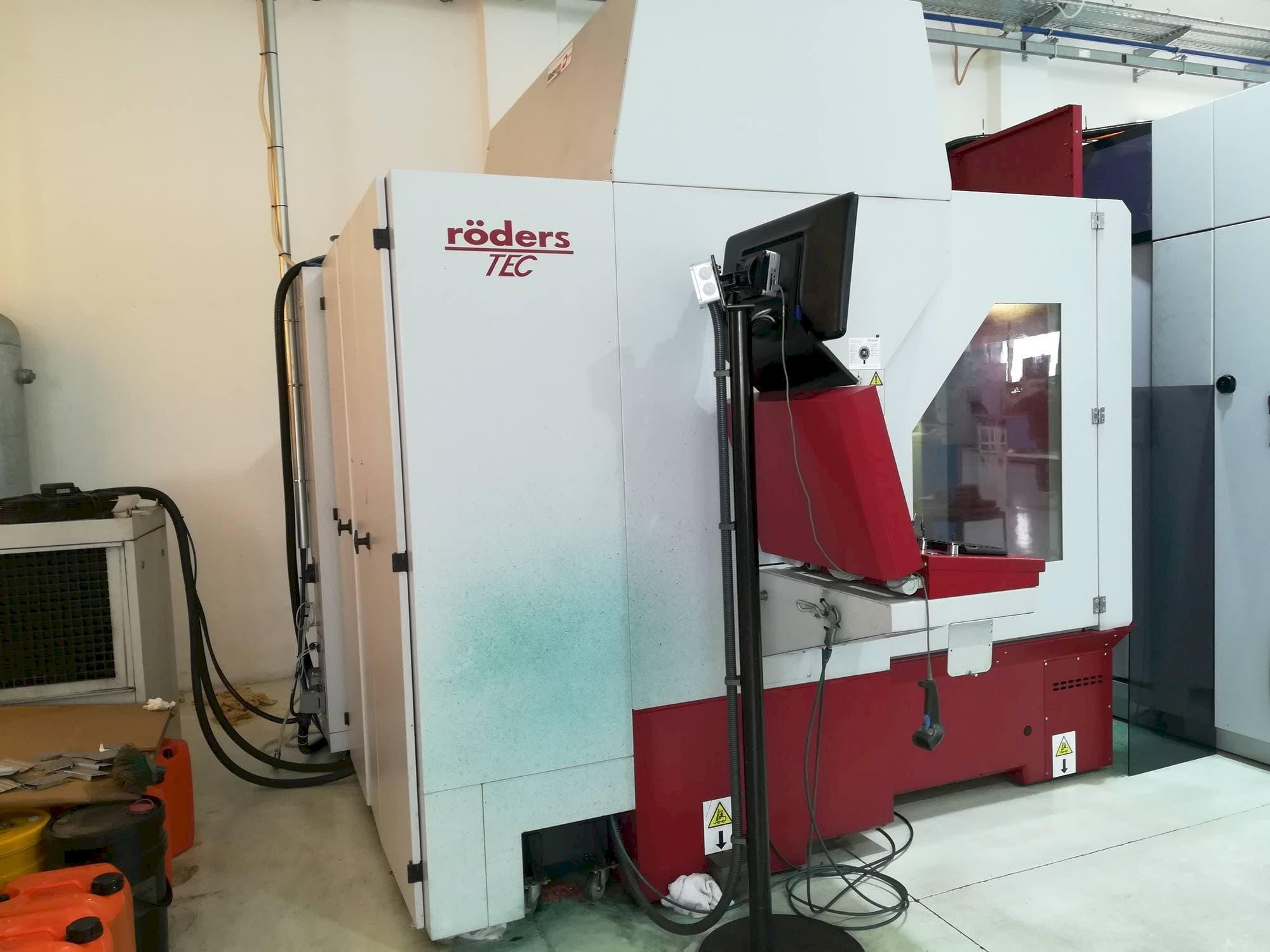 A Röders RXP 801  gép elölnézete