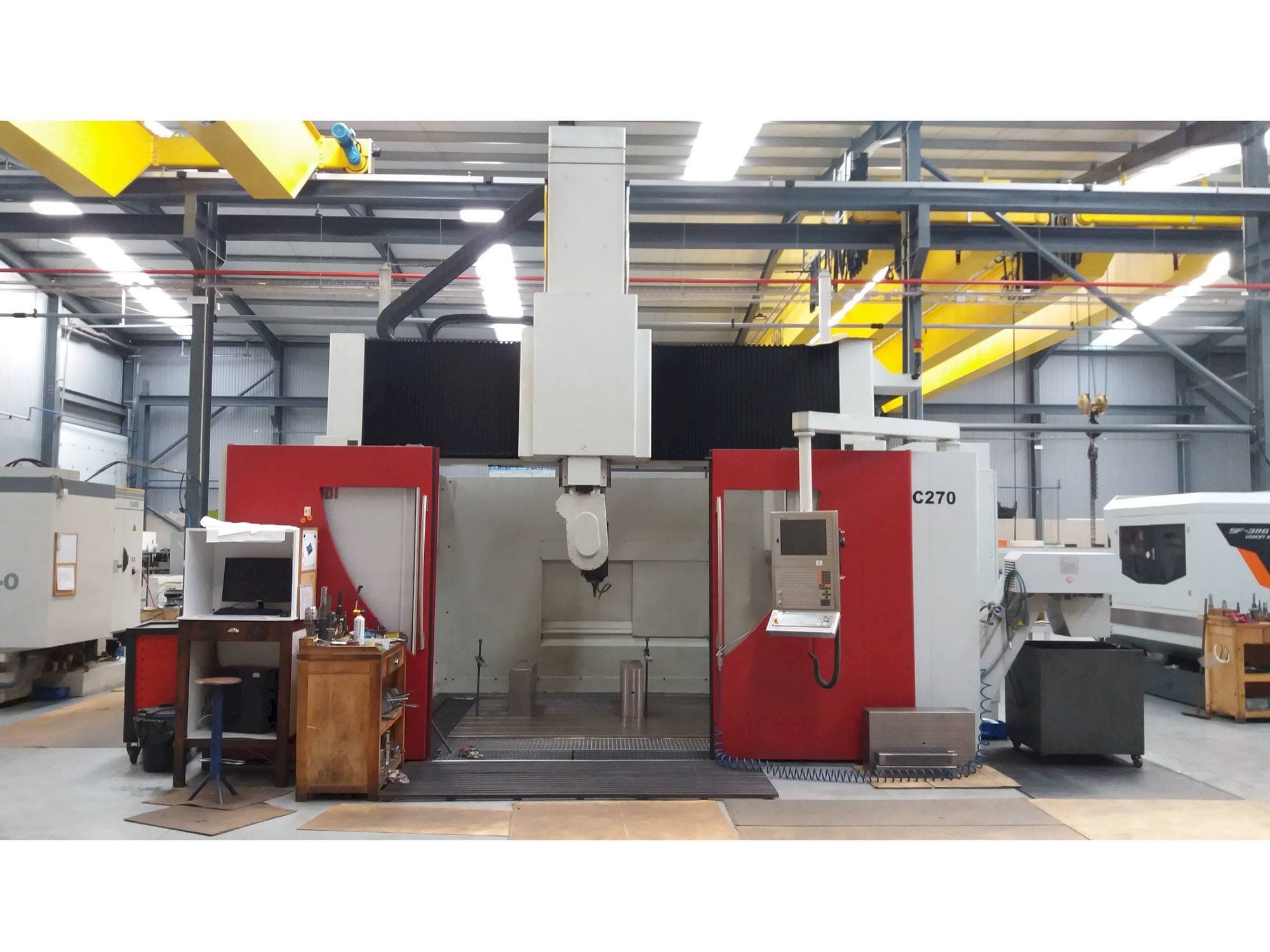 A Rambaudi RC 270  gép elölnézete