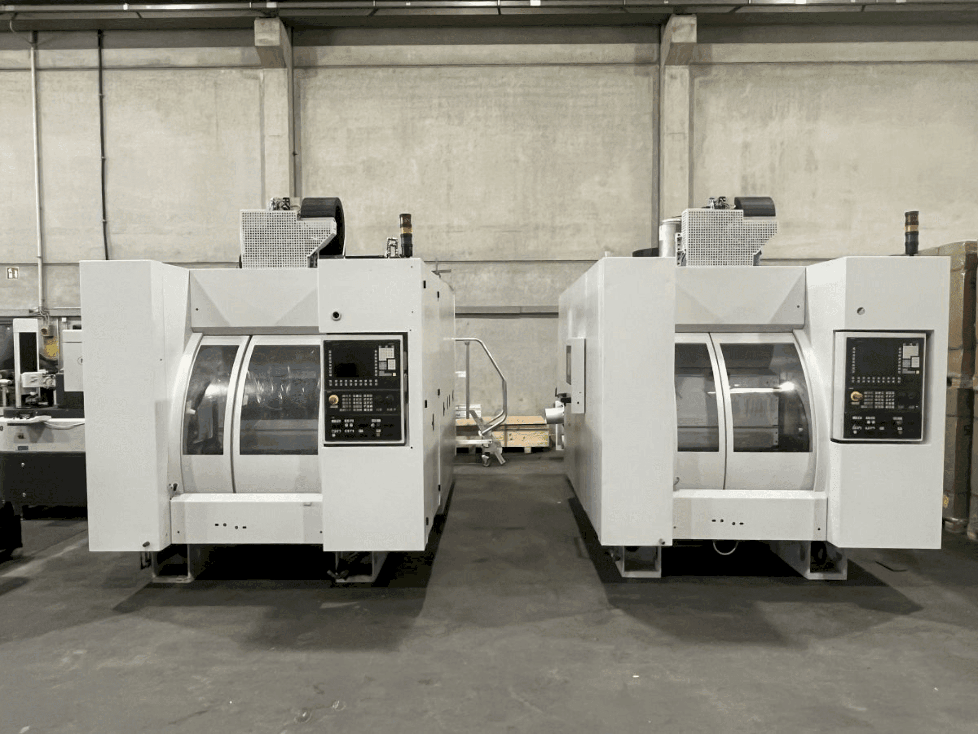 A SW BAS 03-22  gép elölnézete