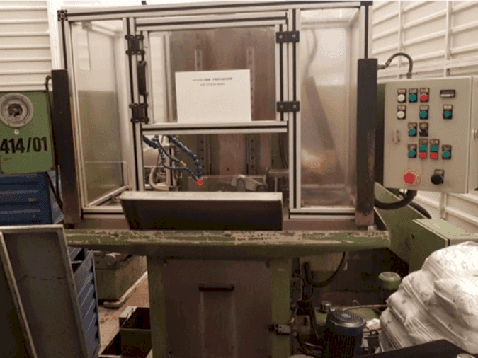 A Lizuan  BExP  gép elölnézete