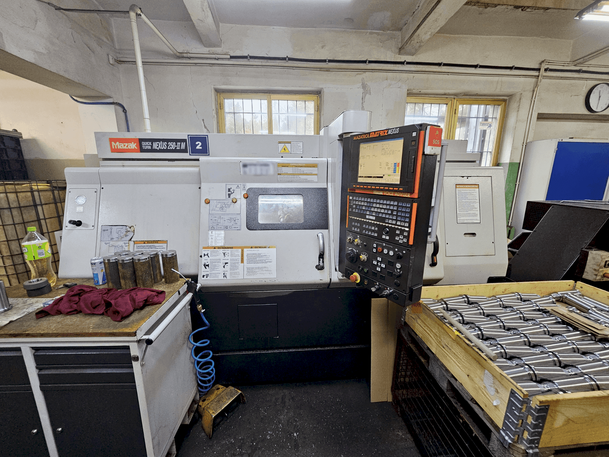 A Mazak QUICKTURN NEXUS 250-II M  gép elölnézete