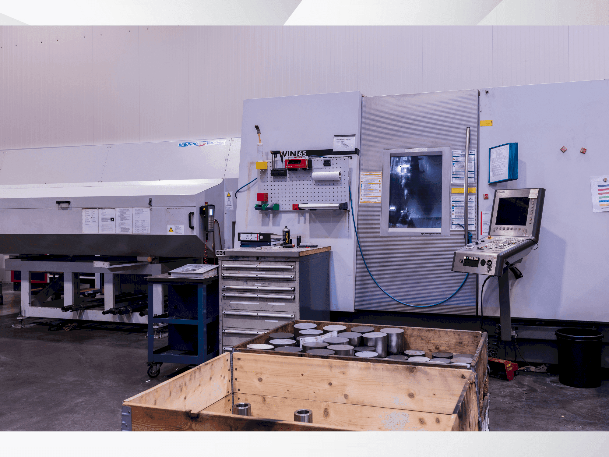 A DMG Gildemeister Twin 65  gép elölnézete