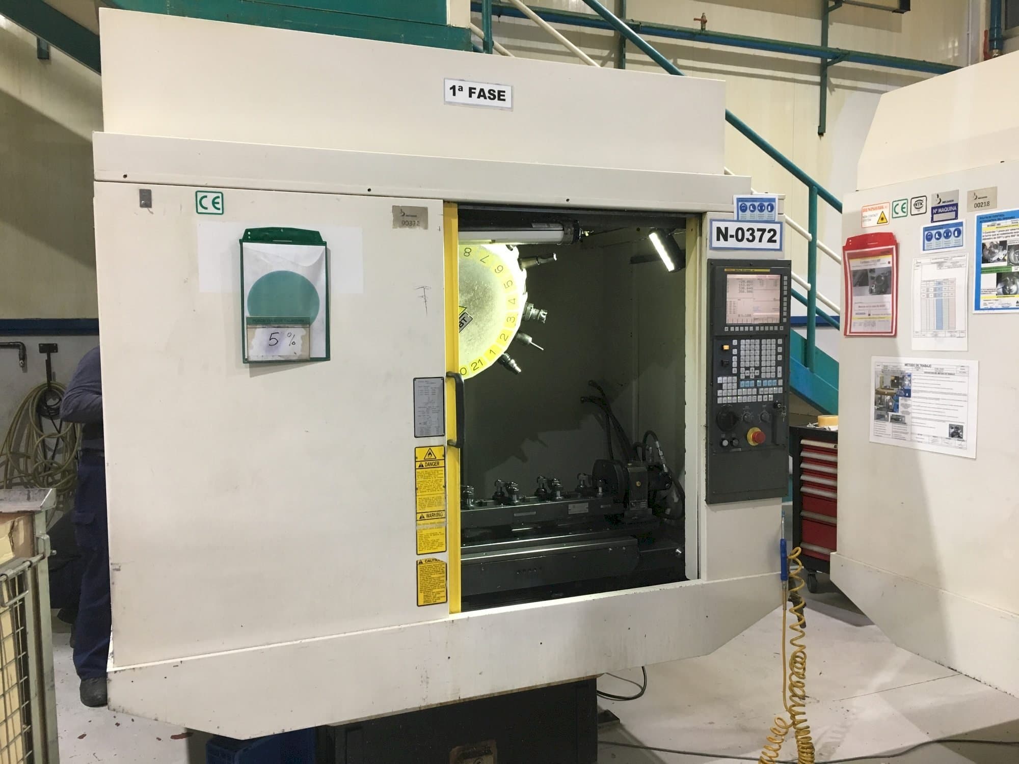 A FANUC Robodrill alfa-T21iEL  gép elölnézete