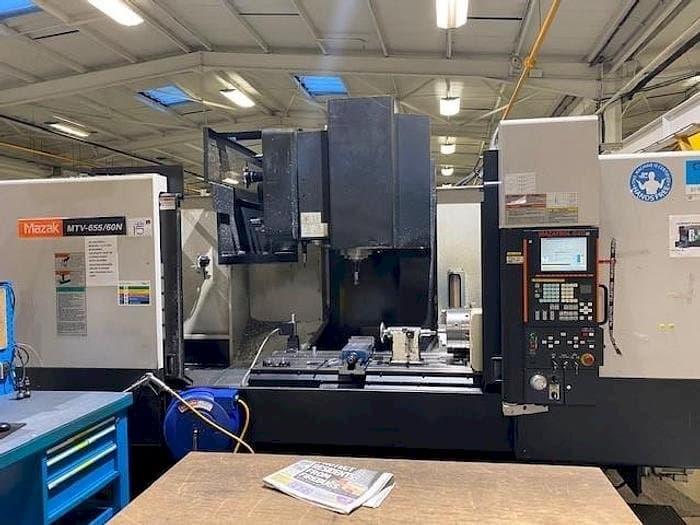 A Mazak MTV 655/60N  gép elölnézete