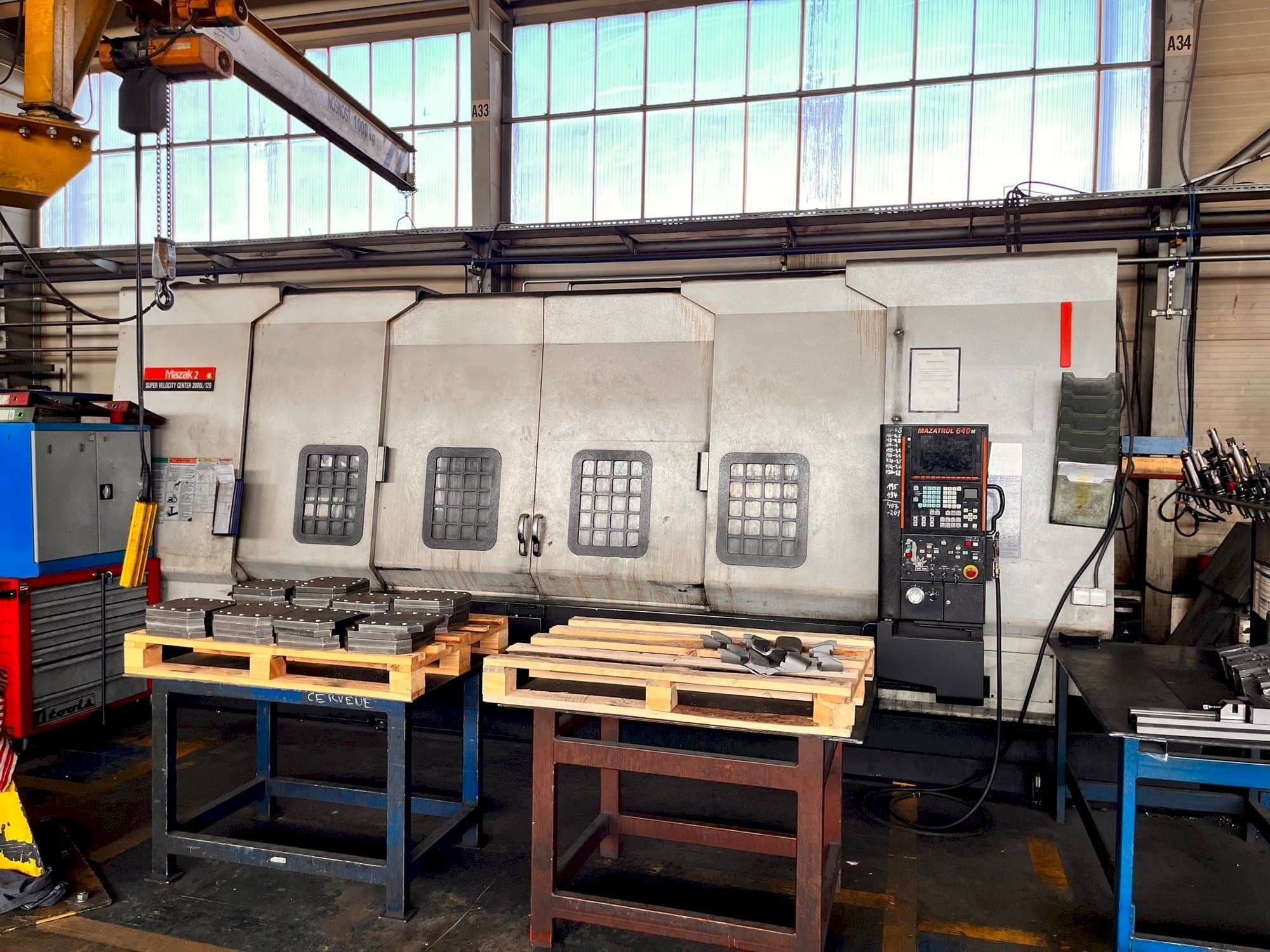 A Mazak SVC 2000L/120  gép elölnézete