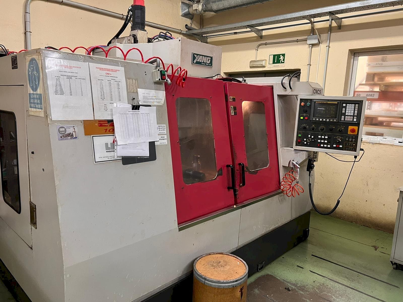 A Yang SMV -1000  gép elölnézete