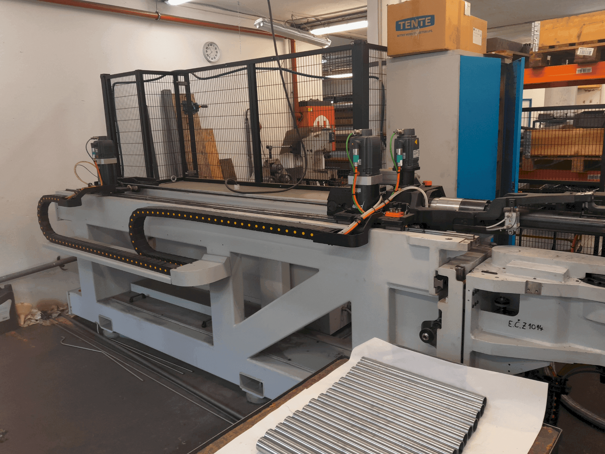 A BLM ELECT 40  gép elölnézete