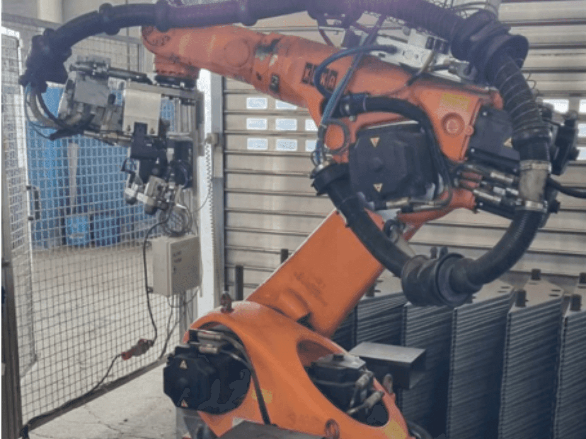 A KUKA KR 60-3  gép elölnézete