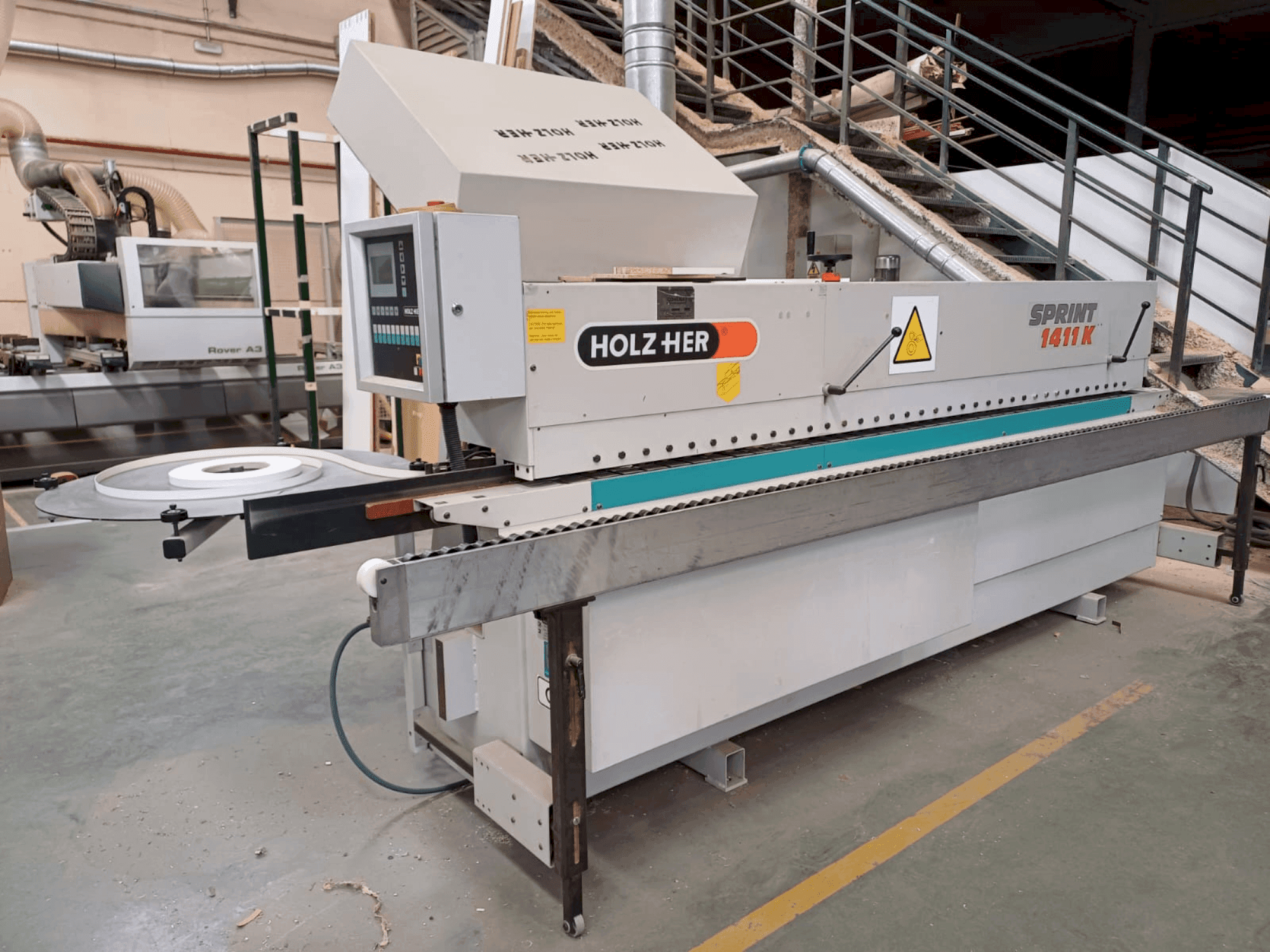 A HOLZHER SPRINT 1411K  gép elölnézete