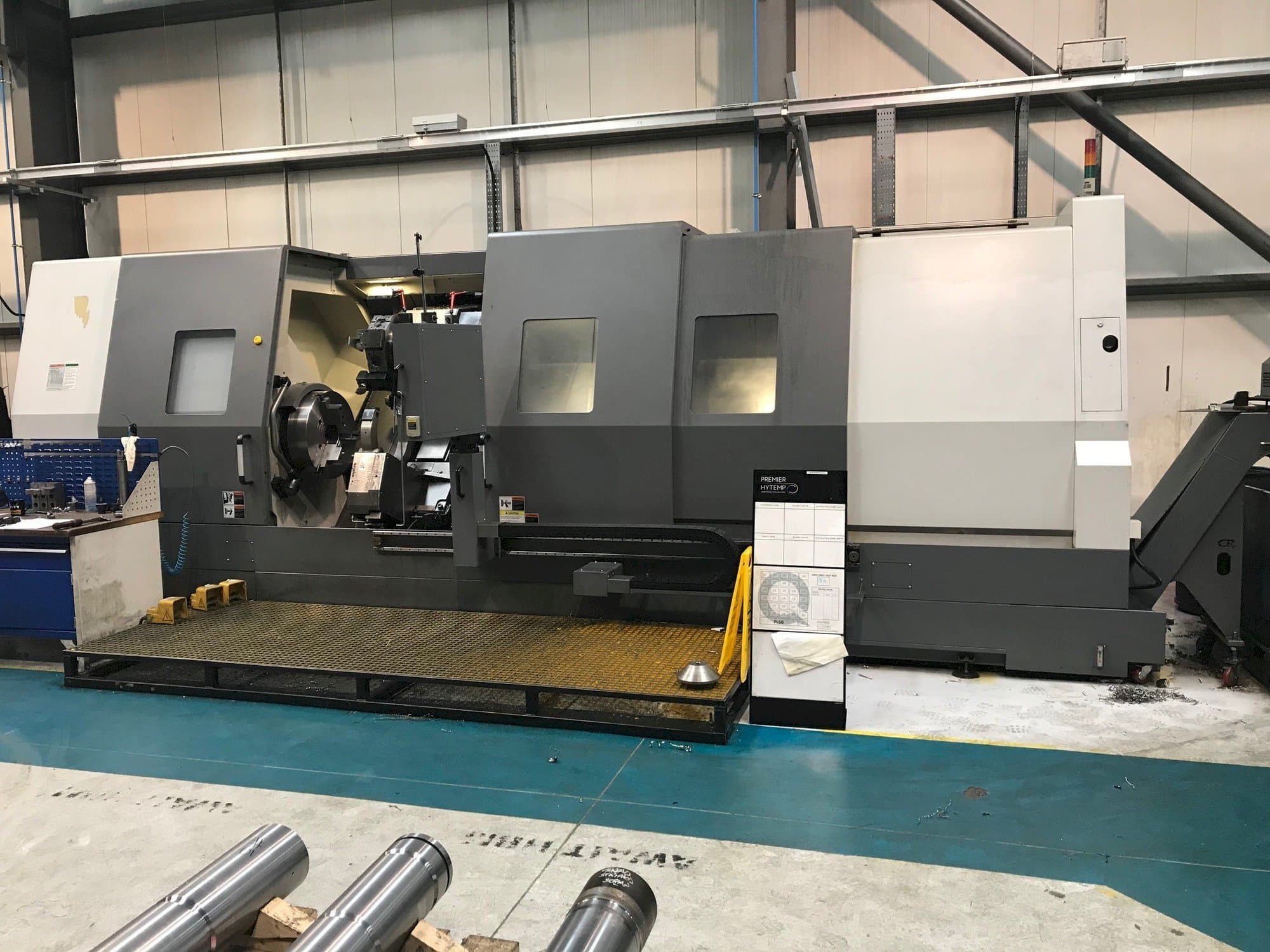 A Samsung PL 60 LM  gép elölnézete